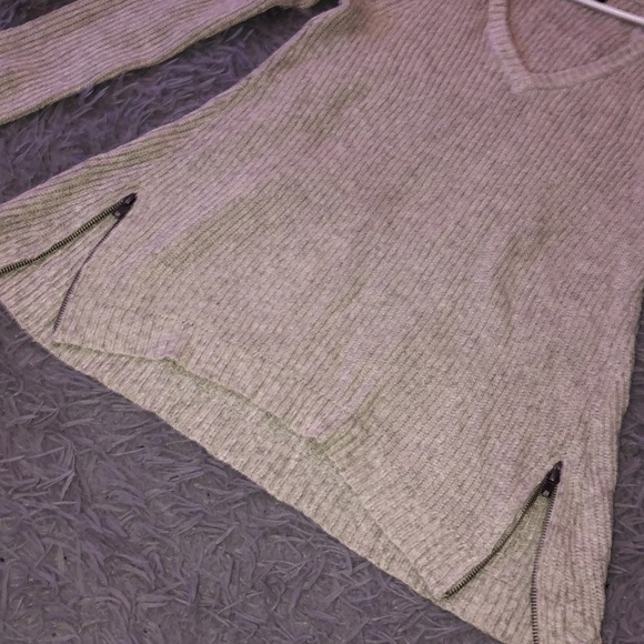American eagle women’s sweater M - Picture 2 of 4